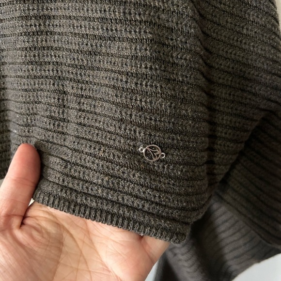 Diadora Dark Green Knit  Sweater - Picture 2 of 4